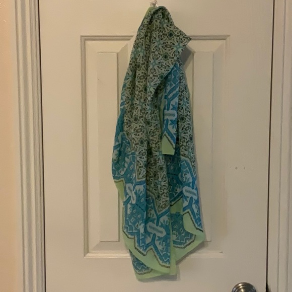 🧣 CHICO’S PRINT SCARF 🧣 - Picture 13 of 16
